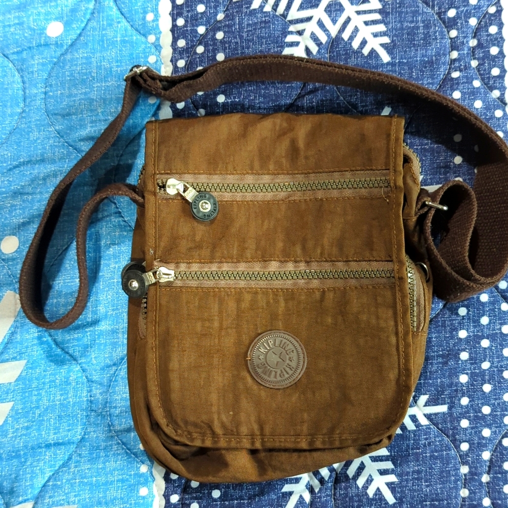 Kipling small mailman bag